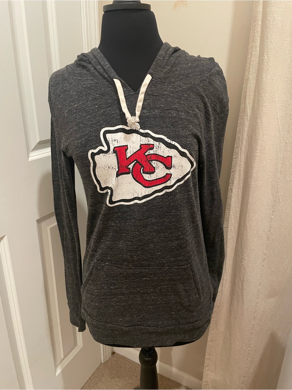 NFL Kansas City Chiefs Pullover Hoodie Sweater